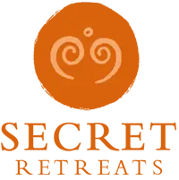 secret retreats logo